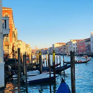Apartment Ca Dode Grand Canal, Venice