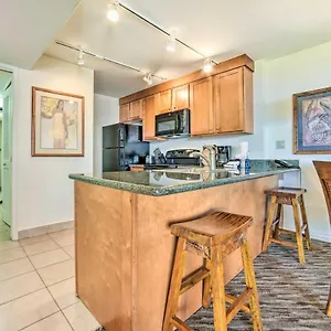 Cute Beachfront With Lanai And Pools Apartment Kahana